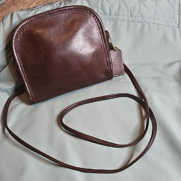 Coach Handbags - Vintage Coach Dark Brown Leather Crossbody Bag